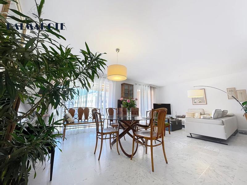 Appartement - 91 m² - 3 pièces