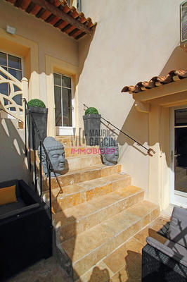 Maison - 165 m² - 8 pièces