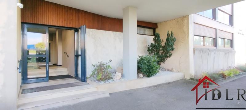 Appartement - 95 m² - 4 pièces