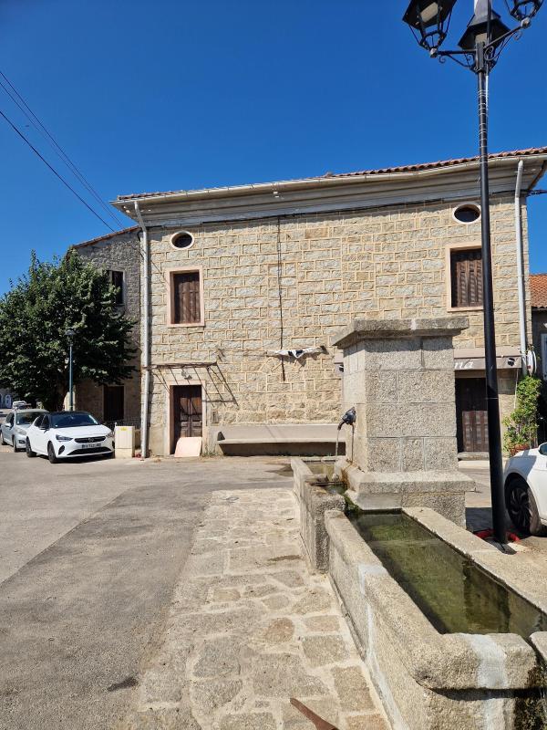 Maison de village - 220 m² - 4 pièces