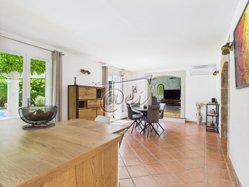 Villa - 150 m² - 6 pièces