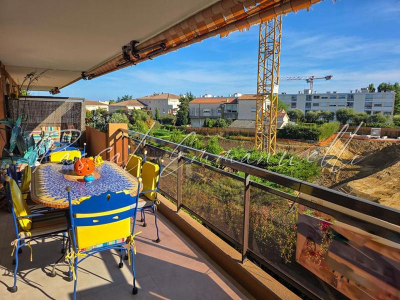 Appartement - 102 m² - 4 pièces