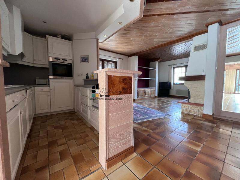 Maison - 169 m² - 6 pièces