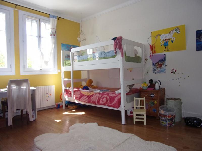 Maison - 202 m² - 7 pièces