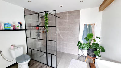 Maison - 195 m² - 6 pièces