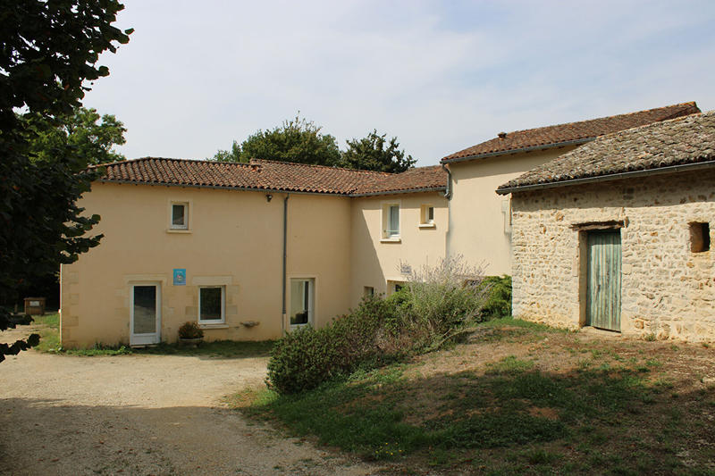 Maison - 322 m² - 11 pièces