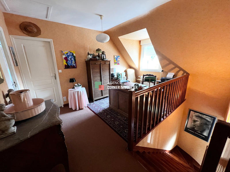 Maison - 121 m² - 6 pièces