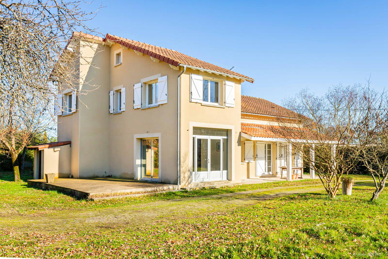 Maison - 165 m² - 6 pièces