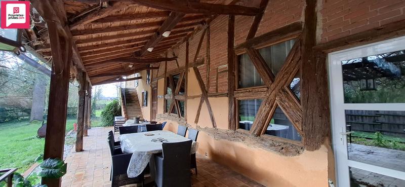 Maison - 270 m² - 7 pièces