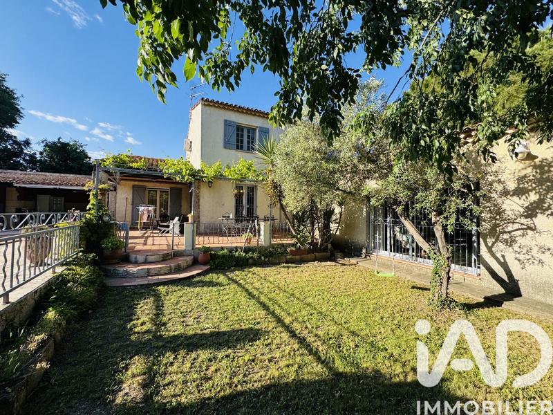 Maison - 190 m² - 10 pièces