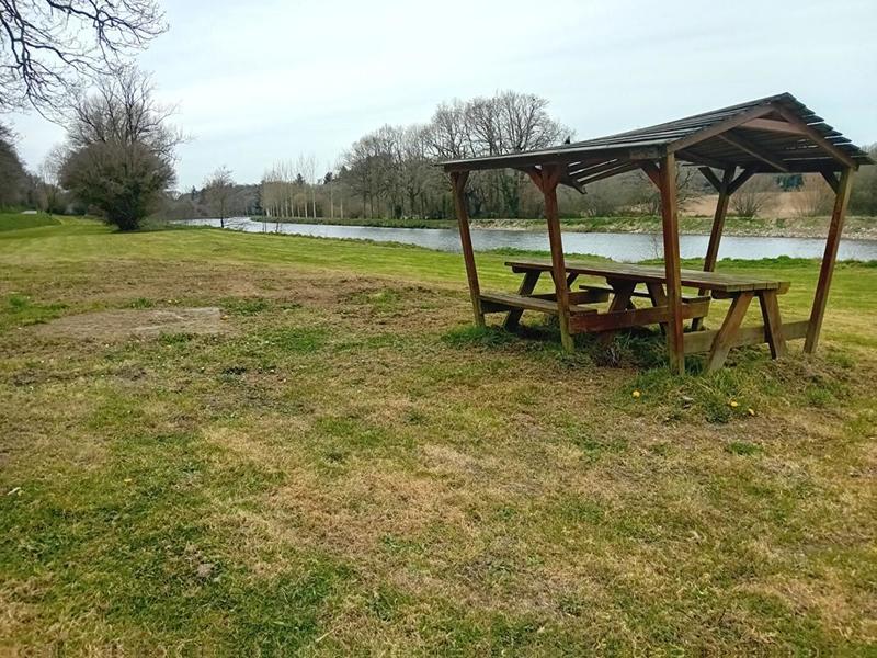 Terrain de lotissements - 613 m²