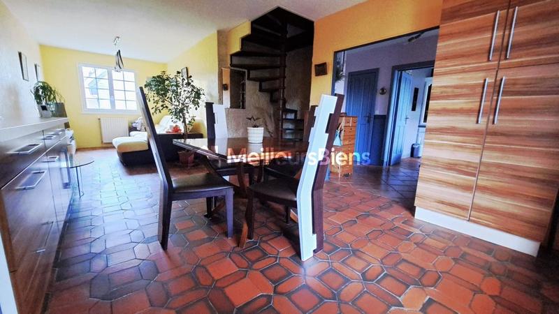 Maison - 130 m² - 6 pièces