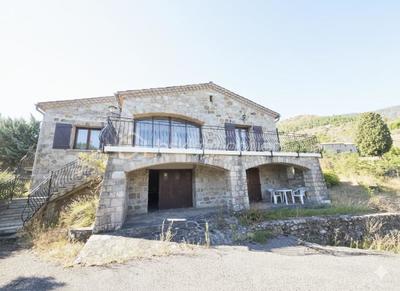 Maison traditionnelle - 163 m² - 7 pièces