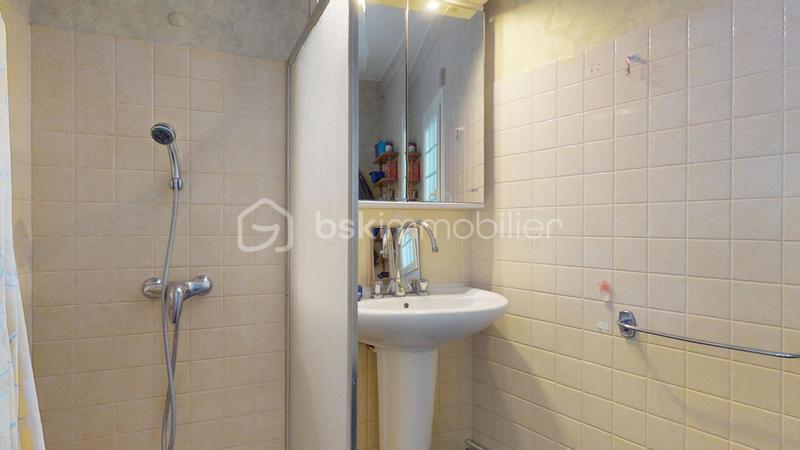 Maison - 83 m² - 3 pièces