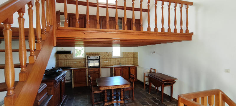 Maison - 275 m² - 12 pièces