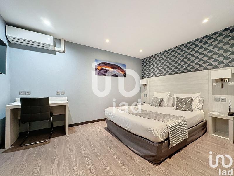 Local commercial - 1 750 m²