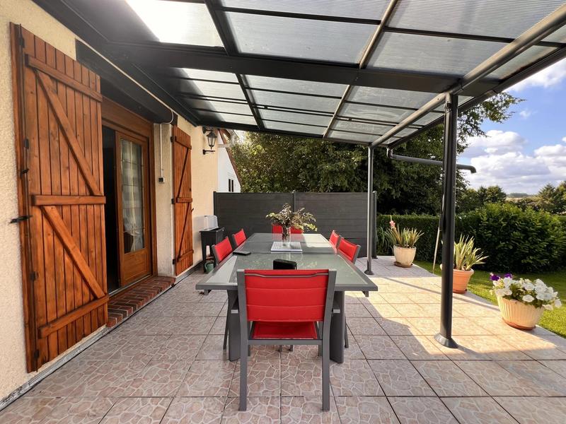 Maison - 90 m² - 5 pièces