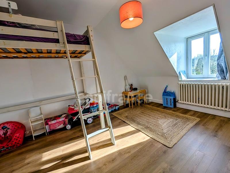 Maison - 106 m² - 5 pièces