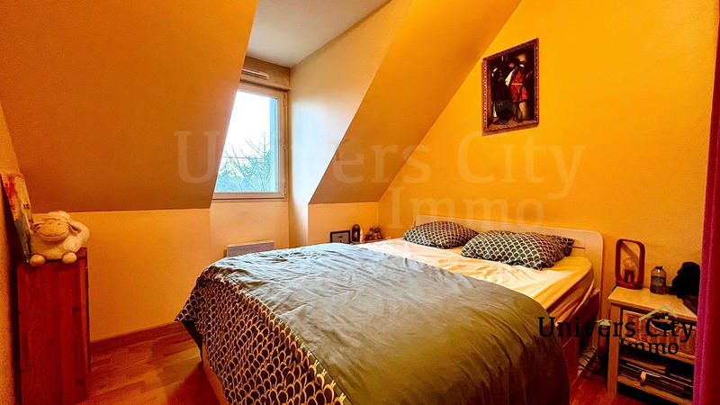 Maison traditionnelle - 126 m² - 8 pièces