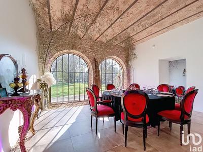 Local commercial - 2 100 m²