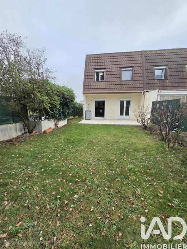 Maison - 84 m² - 4 pièces