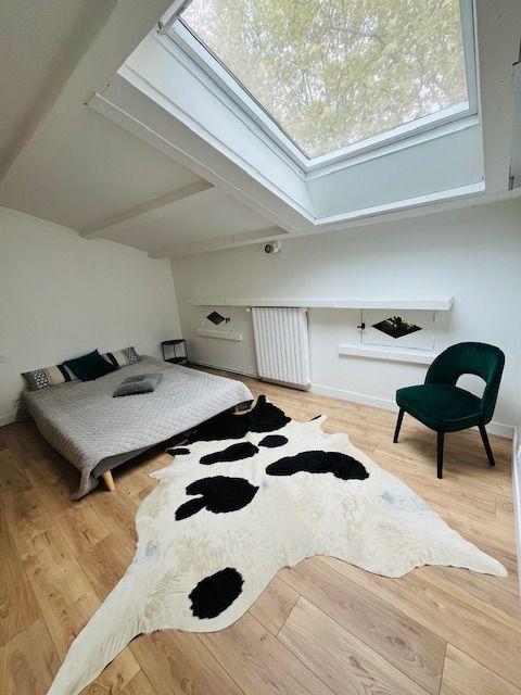 Maison - 210 m² - 5 pièces