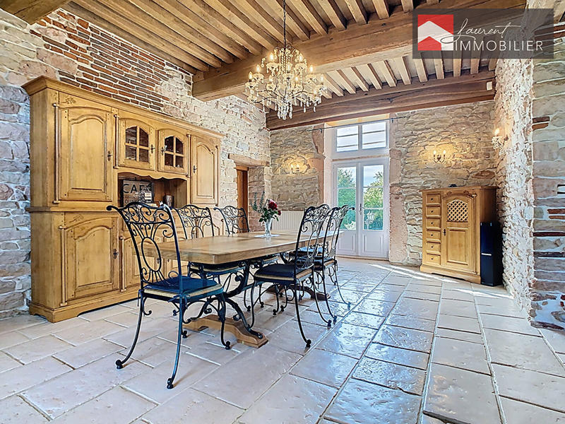 Maison - 291 m² - 6 pièces