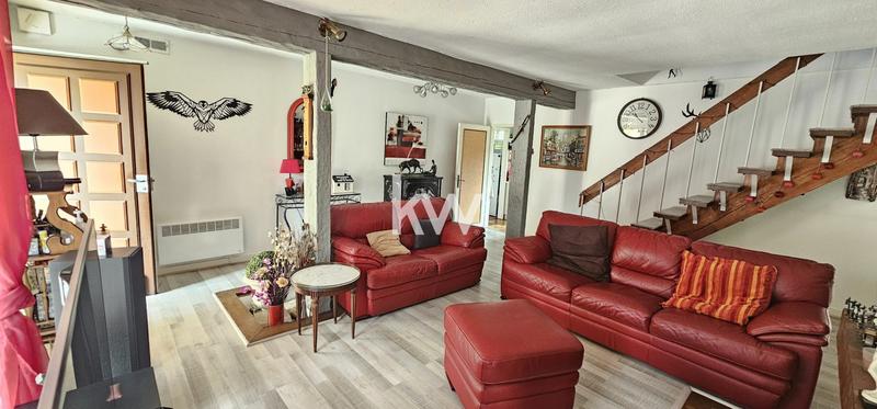 Maison - 140 m² - 8 pièces