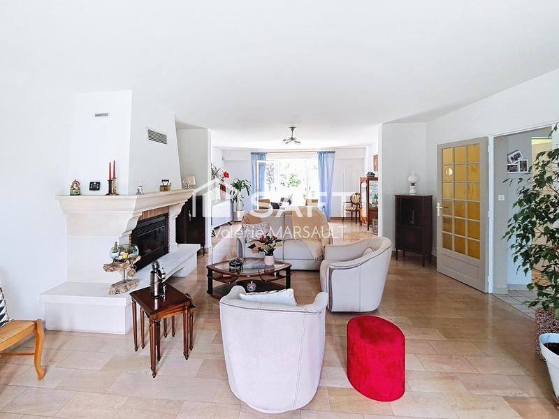 Maison - 185 m² - 6 pièces