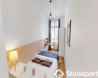 Chambre - 120 m² - 1 pièce