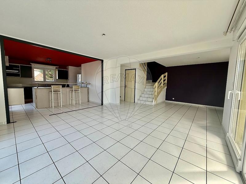 Maison - 123 m² - 6 pièces