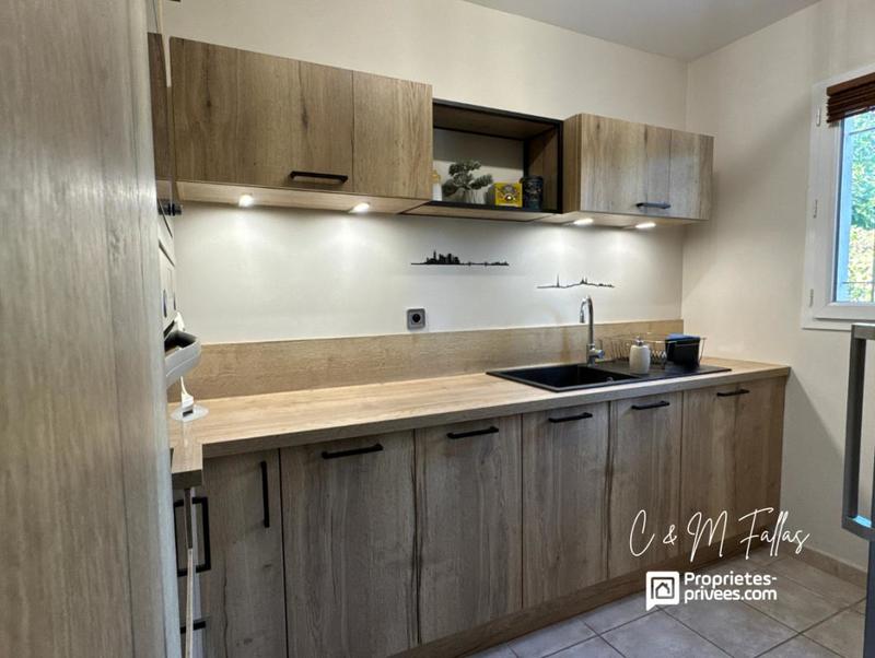 Maison - 95 m² - 5 pièces