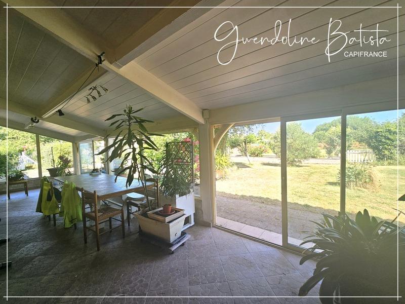 Maison - 215 m² - 6 pièces