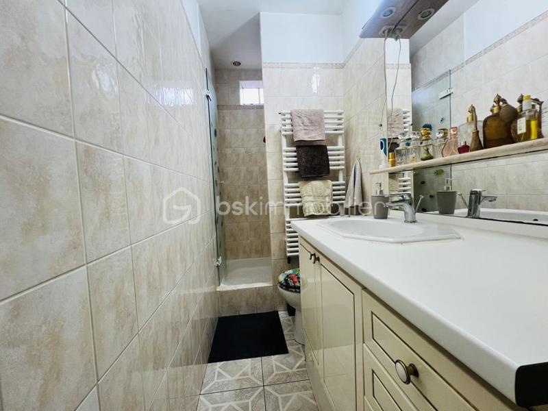 Maison - 143 m² - 7 pièces