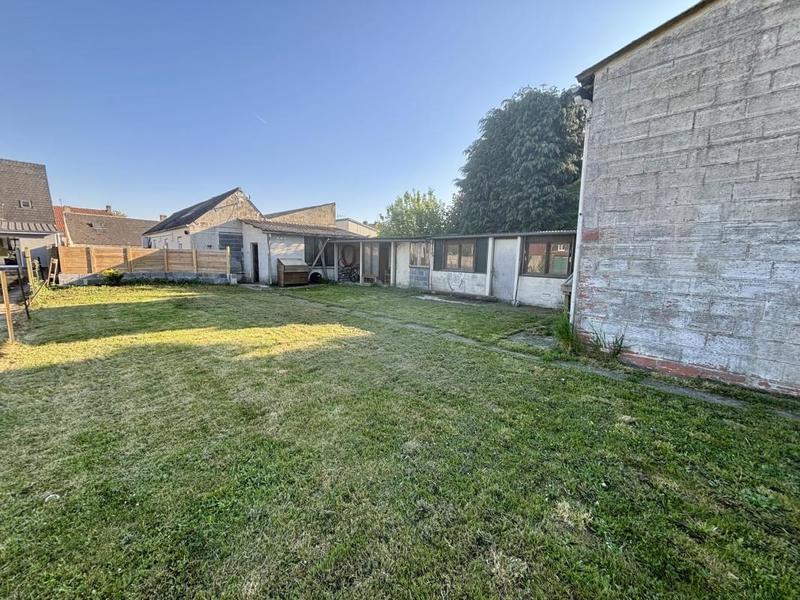 Maison - 214 m² - 12 pièces