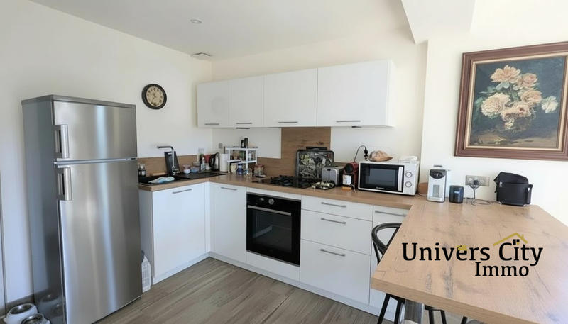 Maison - 186 m² - 7 pièces