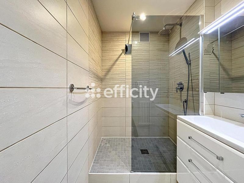 Appartement - 67 m² - 4 pièces