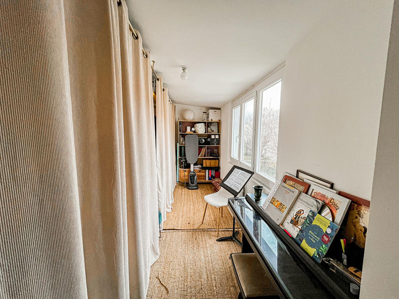 Appartement - 84 m² - 4 pièces