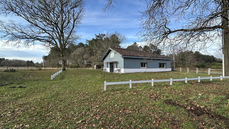 Propriété - 200 m² - 7 pièces