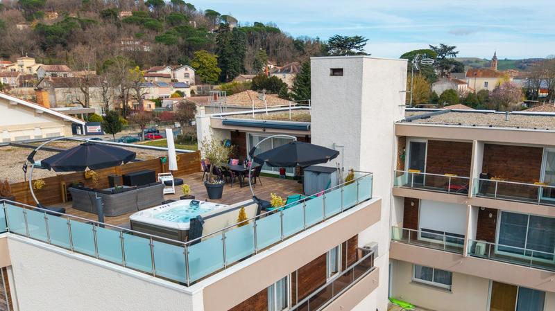 Appartement - 110 m² - 4 pièces