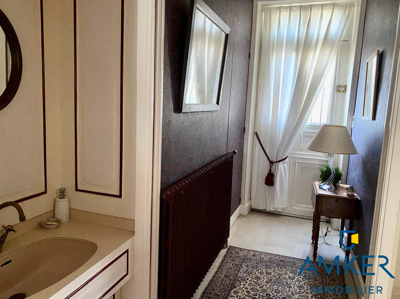 Maison ancienne - 210 m² - 6 pièces