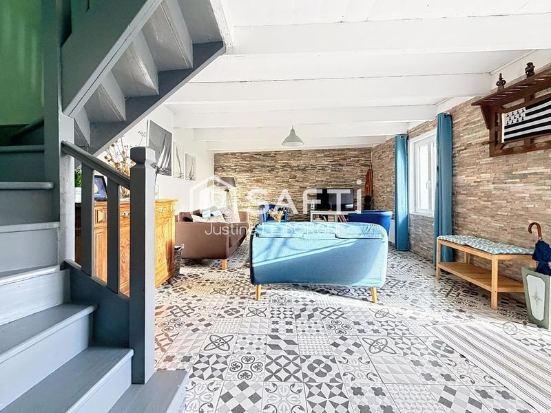 Maison - 180 m² - 7 pièces