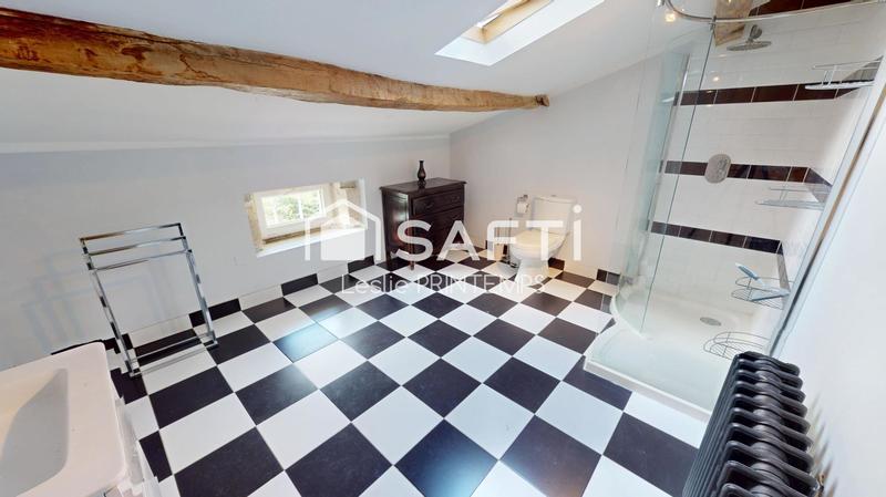 Maison - 200 m² - 6 pièces