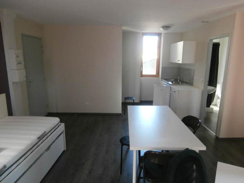 Studio - 27 m² - 1 pièce