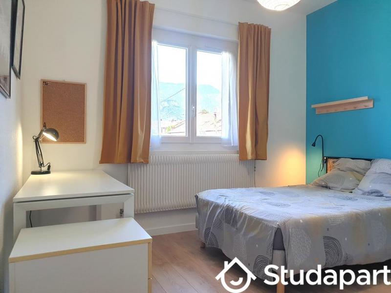 Chambre - 9 m² - 1 pièce