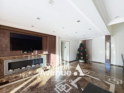 Maison - 181 m² - 7 pièces