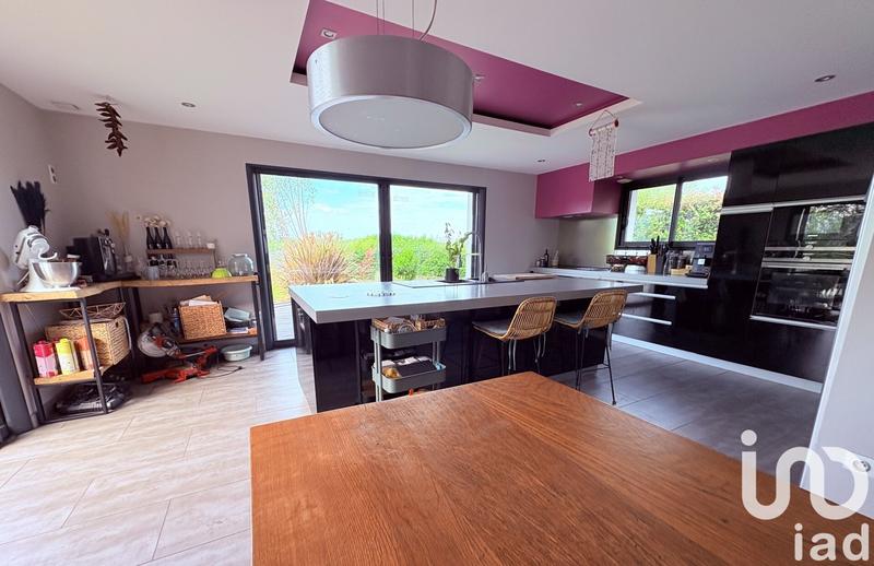 Maison - 165 m² - 5 pièces