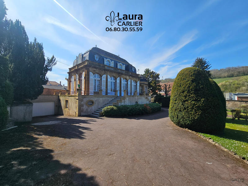 Château - 280 m² - 11 pièces