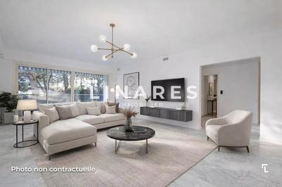 Appartement - 168 m² - 5 pièces