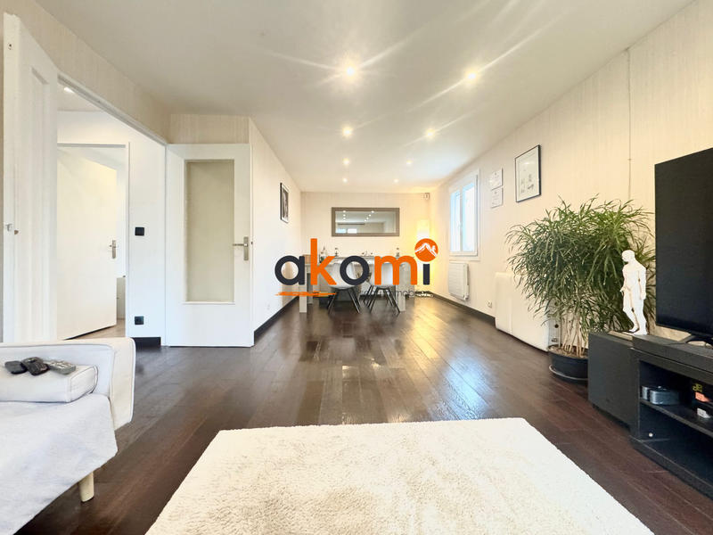 Maison - 97 m² - 5 pièces